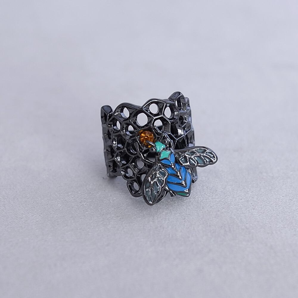 Bee Honeycomb Ring Gunmetal Black Statement Large Cocktail Fashion size 7